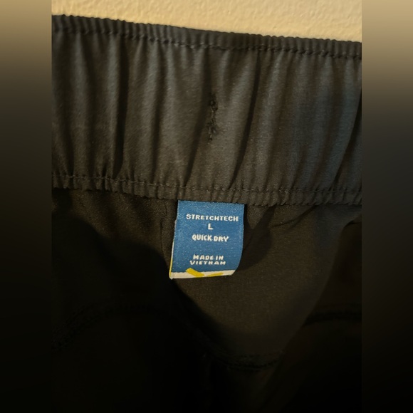 Old Navy stretchtech cargo pants, size large - Picture 5 of 5